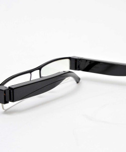 Protótipo de óculos com câmera de realidade aumentada (2014)